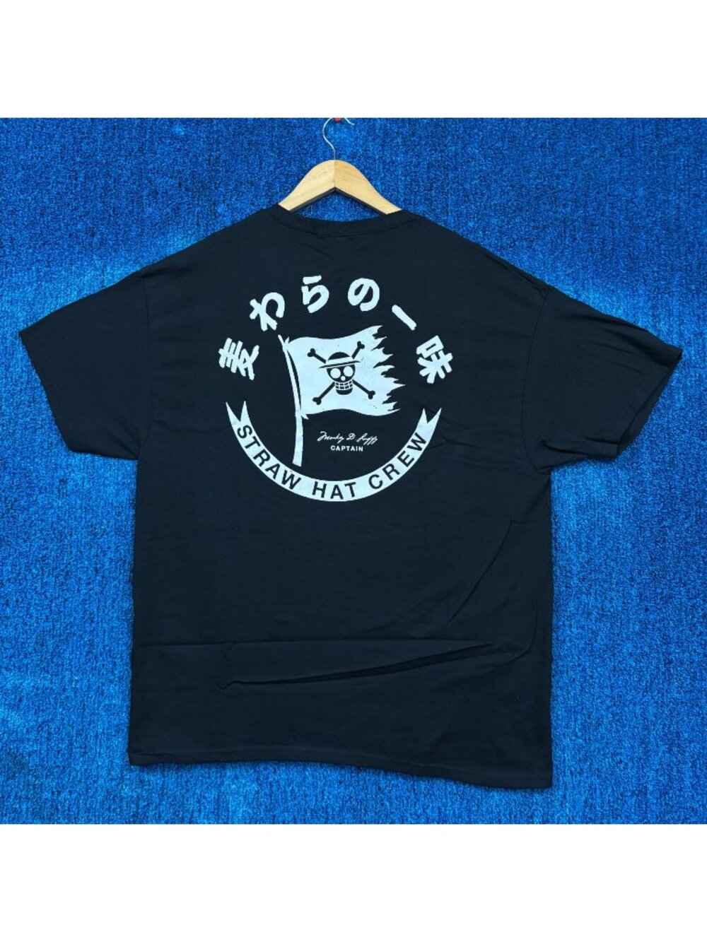 The Straw Hat Crew Cpt Monkey D Luffy One Piece Anime Tee XL